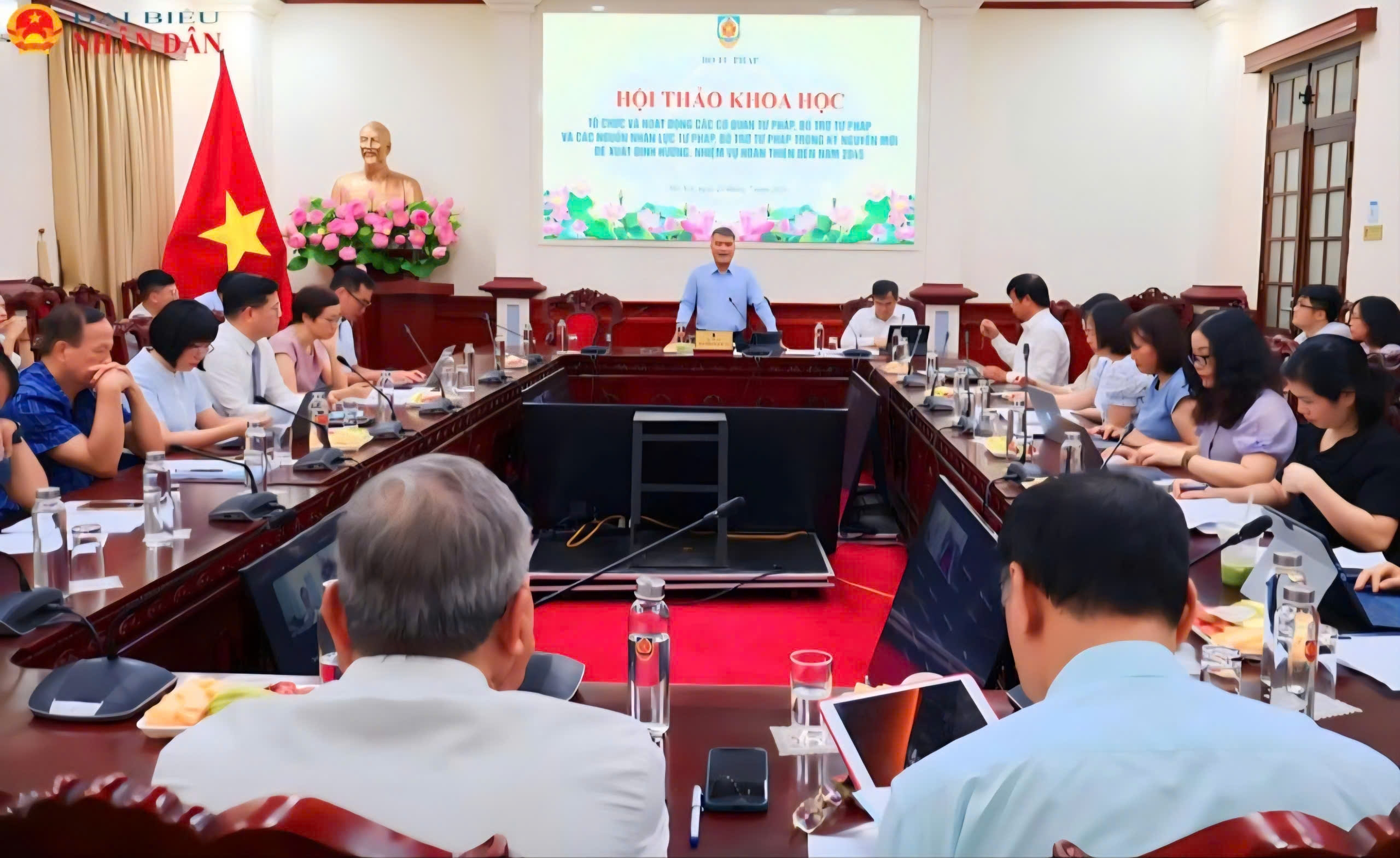 baomoi.com- Hoàn thiện tổ chức, hoạt động của các cơ quan tư pháp, thiết chế bổ trợ tư pháp