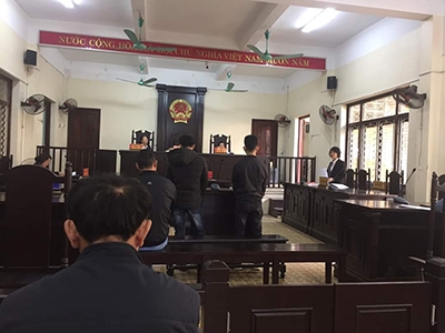 LUẬT SƯ THAM GIA TỐ TỤNG TRONG VỤ ÁN LAO ĐỘNG