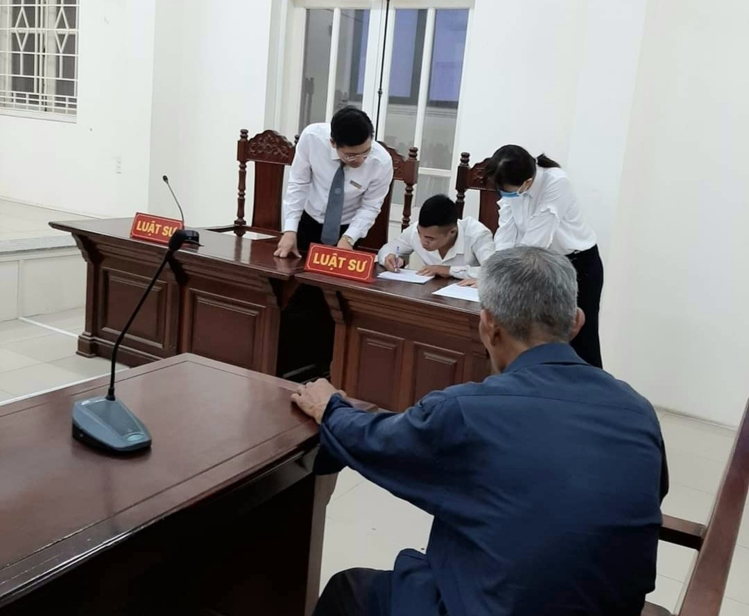 Hoạt động tham gia tố tụng của Luật sư