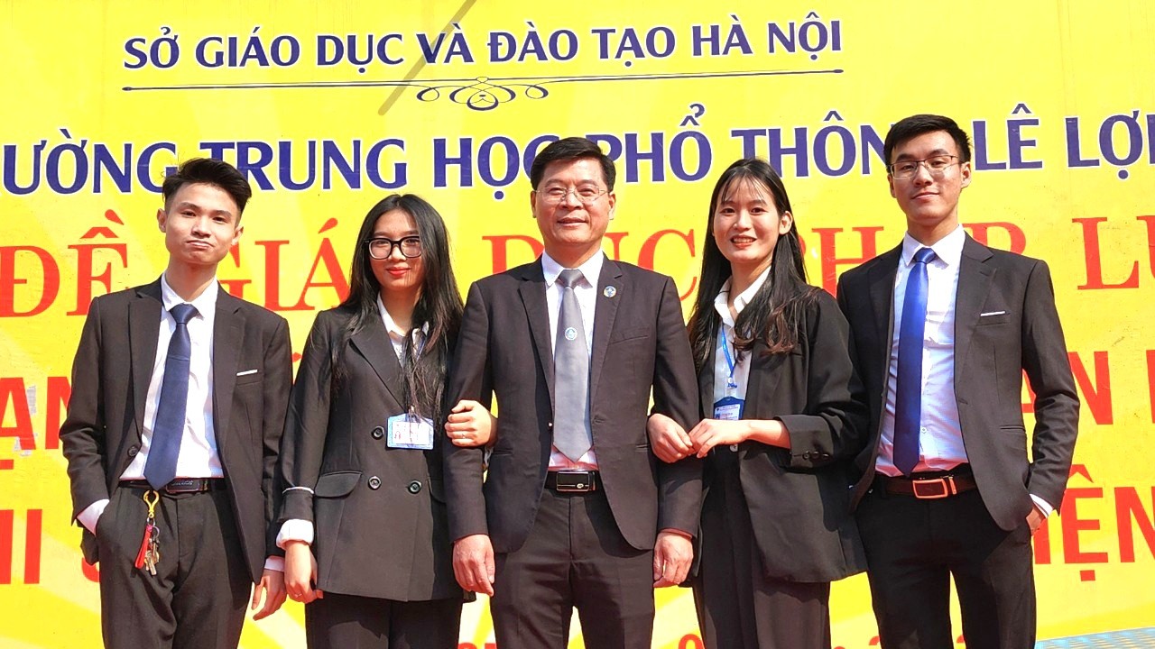 Trải nghiệm của tập sự trong hoạt động tuyên truyền pháp luật- P2